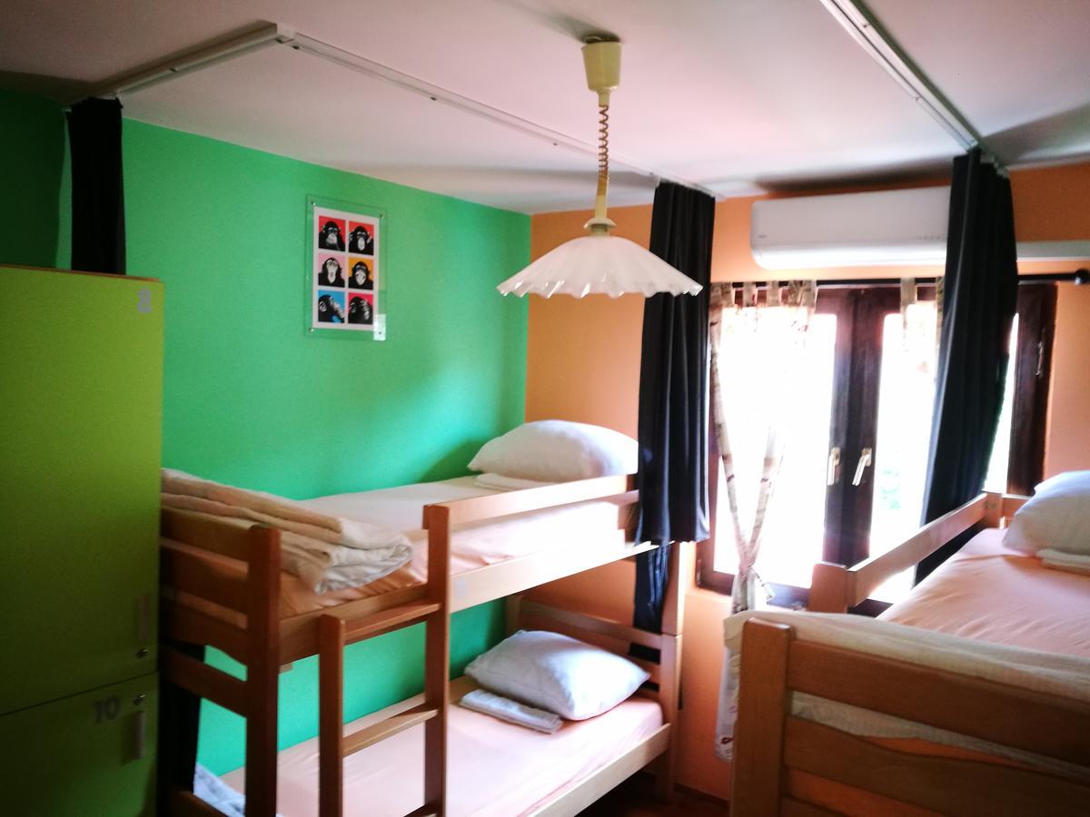 Balkaneros Hostel 모스타르 외부 사진