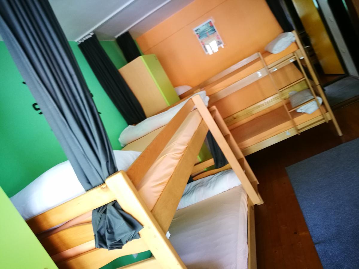 Balkaneros Hostel 모스타르 외부 사진